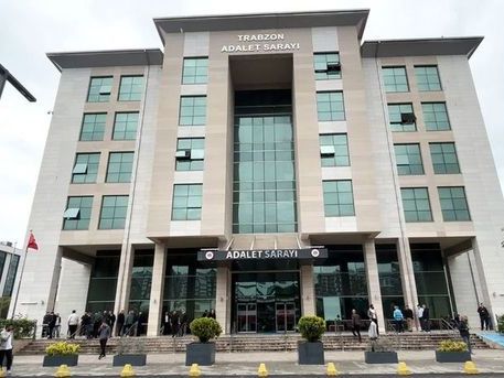 Trabzon Merkezli Siber Dolandırıcılık Operasyonunda 12 Şüpheli Yakalandı
