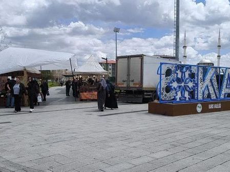 Doğu Kapı'nın Açılması Kars'ta Ekonomik Canlanma Yaratacak