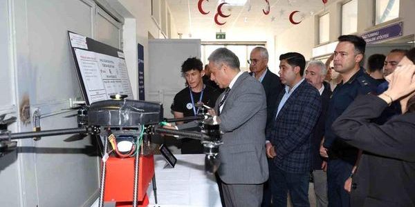 Aksu Uçak Bakım Lisesi'nde TÜBİTAK 4006 Bilim Fuarı Açıldı