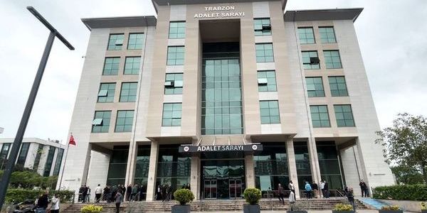 Trabzon Merkezli Siber Dolandırıcılık Operasyonunda 12 Şüpheli Yakalandı