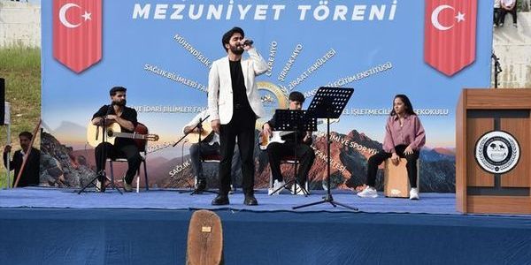 Şırnak Üniversitesi'nde 415 Öğrenci Diplomasını Aldı