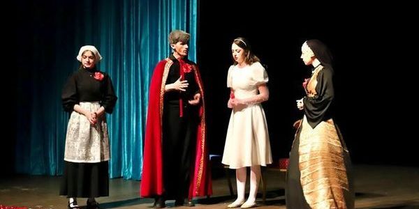 ARÜ Öğrencileri İngilizce Romeo ve Juliet Oyununu Başarıyla Sahneledi
