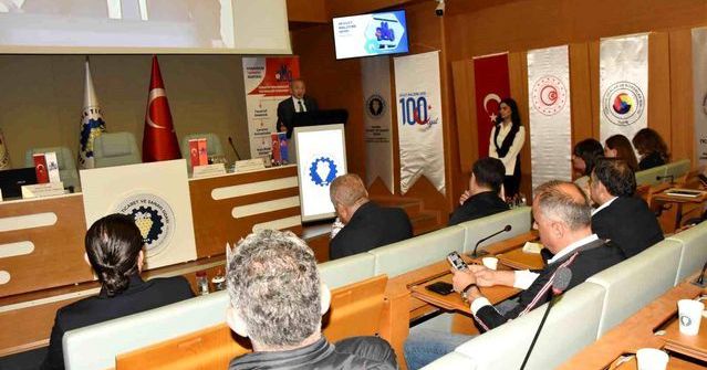 Manisa'da Kamu Tedarik Sistemi İçin Bilgilendirme Toplantısı Düzenlendi