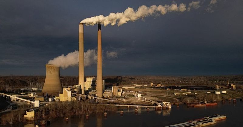 Kömür Kirliliği Güneş Enerjisinin Verimliliğini Bulutlandırıyor