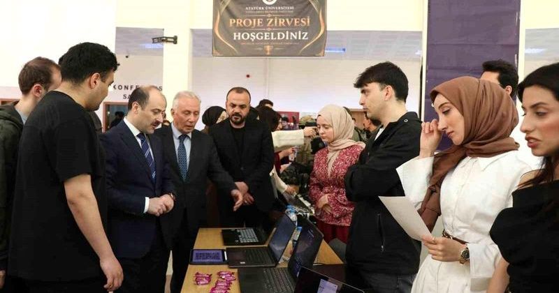 Atatürk Üniversitesi Oltu Fakültesi Geleneksel Proje Zirvesi Yoğun İlgiyle Başladı