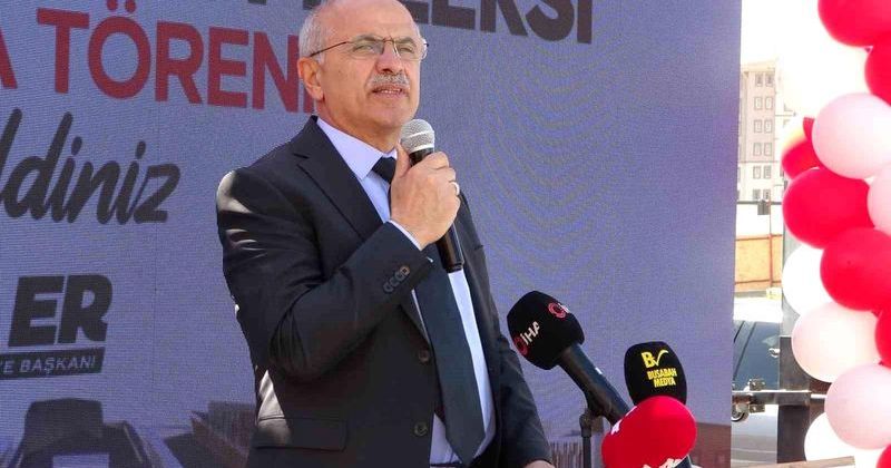 Malatya'da Karagöz Spor Kompleksi'nin Temeli Atıldı
