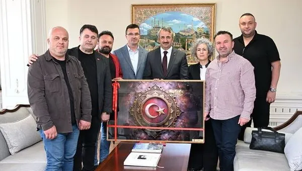 Hasan Basri Yalçın Edirne'de Gençlerle Dünya Düzeni Üzerine Görüşlerini Paylaştı