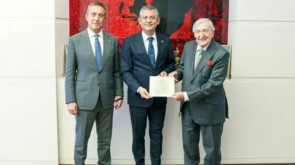 Koç Holding, CHP ve MHP Liderlerini 100. Yıl Etkinliğine Davet Etti