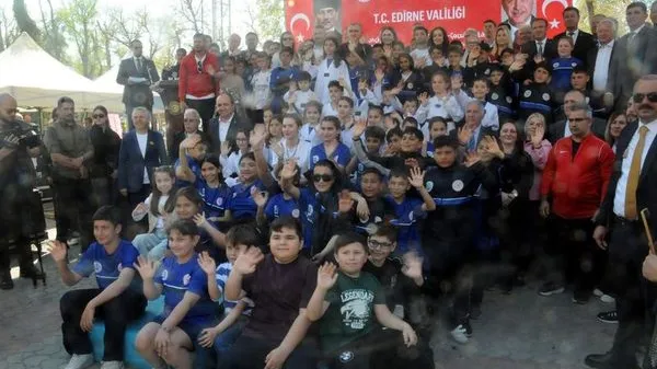Gençlik ve Spor Bakanı Bak: Spor, Gençleri Kötü Alışkanlıklardan Koruyacak