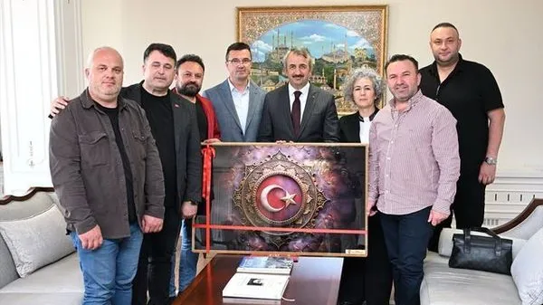 Hasan Basri Yalçın Edirne'de Gençlerle Dünya Düzeni Üzerine Görüşlerini Paylaştı