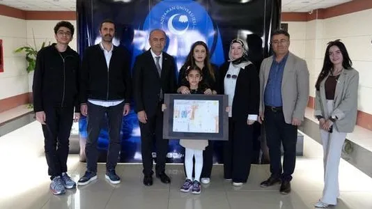 Ayşe Miray Güven, Adıyaman’da Resim Yarışmasında İl Birincisi Seçildi