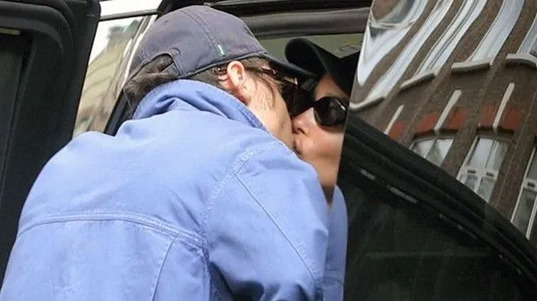 Harry Styles ve Zoe Kravitz’in İlişkisi Evlilik Yolunda İlerliyor