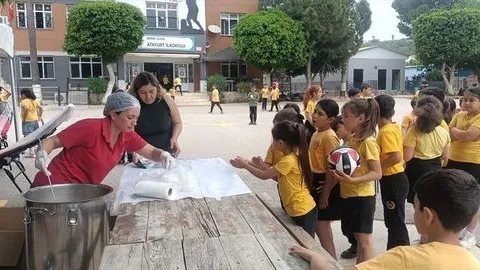 Silifke'de Veliler Öğrencilerin Çağrısıyla Kan Bağışında Bulundu