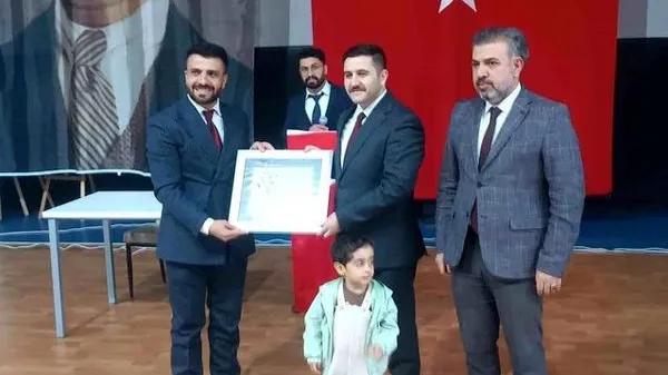 Özalp'ta 'Ramazanla Öğreniyorum' Projesi Öğrencilerine Ödüller Verildi