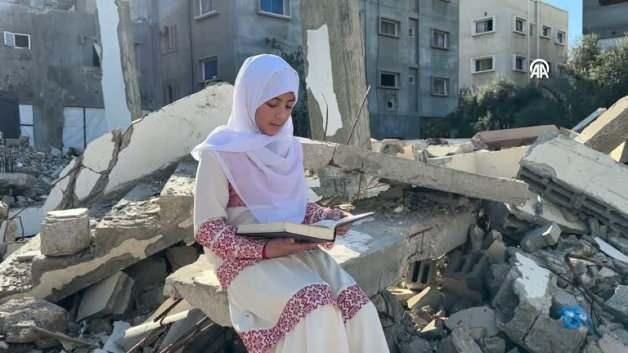 Gazze'de Enkaz Altında Kur’an Öğretimi Ramazan’da Devam Ediyor