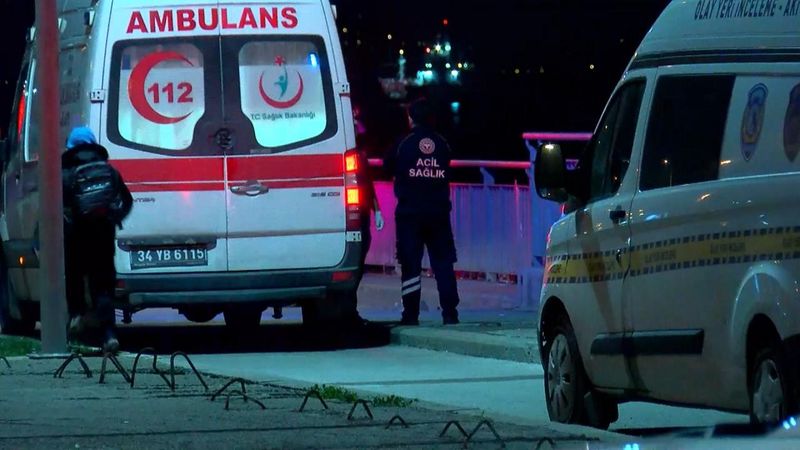 Zeytinburnu Sahilinde Anne ve Kızının Cesetleri Bulundu