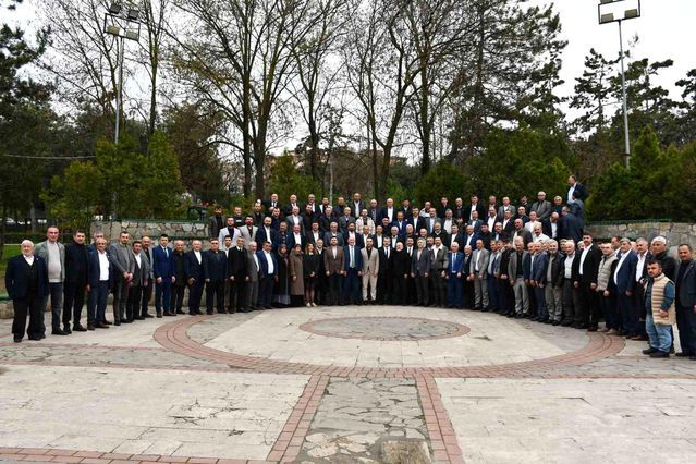 Vezirköprü'de Ramazan Bayramı Protokol ve Vatandaşların Katılımıyla Kutlandı