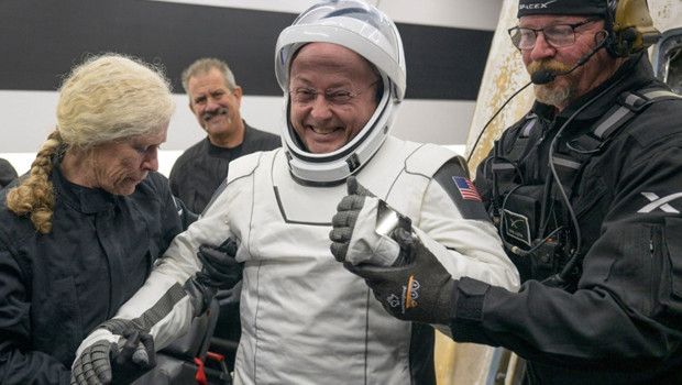 NASA Astronotu Fincke Uzayda Aniden Konuşma Güçlüğü Yaşadı, Görev Erken Sonlandırıldı