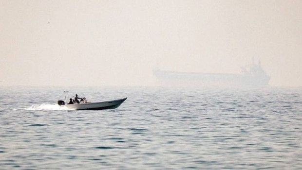 ABD ve İran Hürmüz Boğazı Üzerindeki Gerilimi Tırmandırıyor