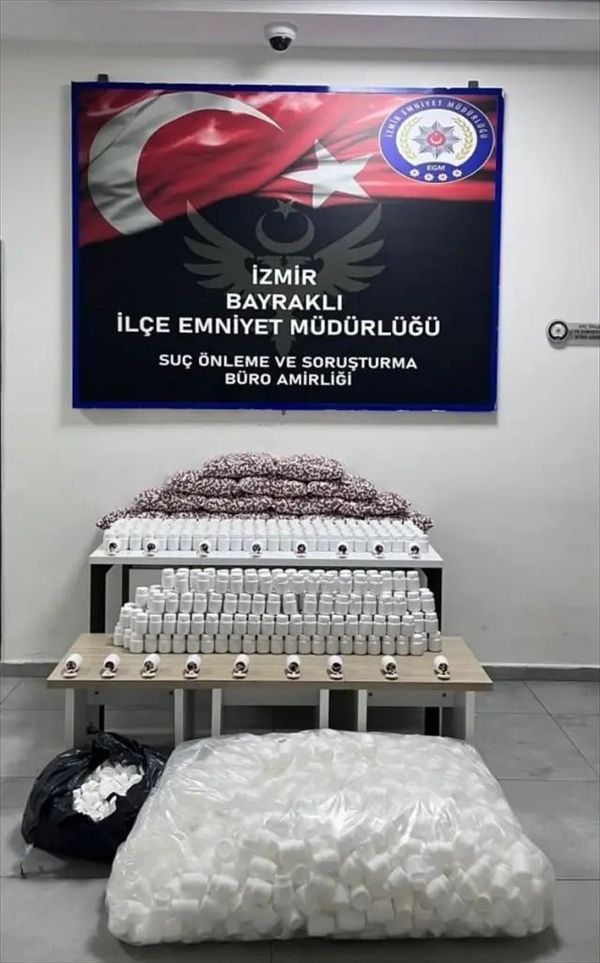 İzmir Bayraklı'da 80 Binin Üzerinde Uyuşturucu Hap Ele Geçirildi
