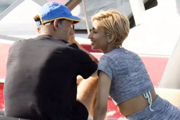 Thomas Tuchel, Trent Alexander-Arnold'ın Eski Sevgilisi Iris Law ile Tatilde Görüntülendi