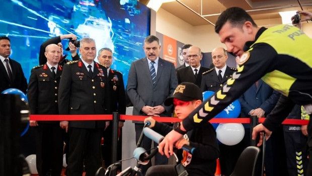 Bakan Çiftçi, Cumhurbaşkanlığı Külliyesi'ndeki Ramazan Etkinliklerini İnceledi