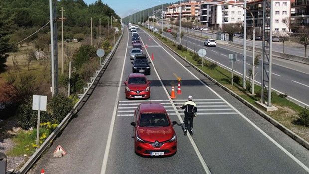 Muğla’da Ramazan Bayramı Yoğunluğu: 2 Kilometrelik Trafik Küruğu Oluştu