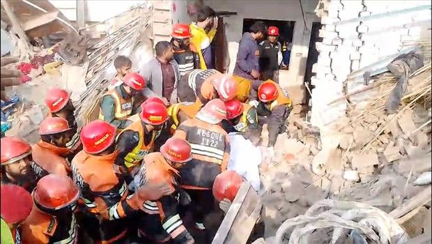 Karaçi'de Tüp Patlaması: 16 Ölü, 14 Yaralı