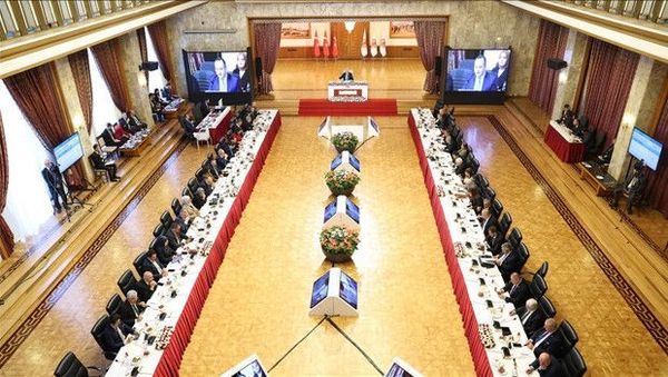 Kurtulmuş, Terörsüz Türkiye Komisyonu Üyeleriyle İftarda Buluştu