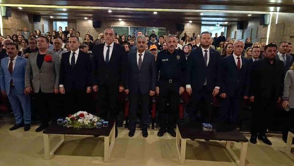 Tekirdağ'da 8 Nisan Dünya Romanlar Günü Etkinliği Düzenlendi