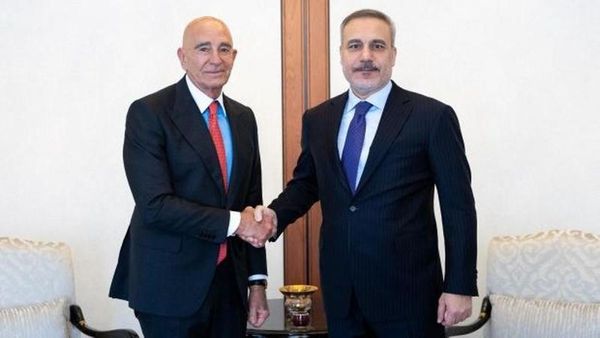 Bakan Fidan, ABD'nin Ankara Büyükelçisi Barrack ile Görüştü