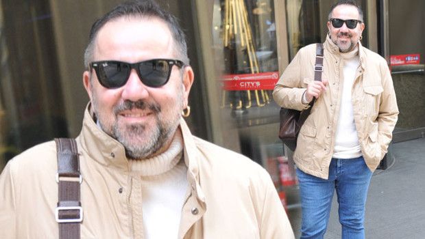 Ata Demirer Kıyafetlerini Çocuklar İçin Bağışlıyor