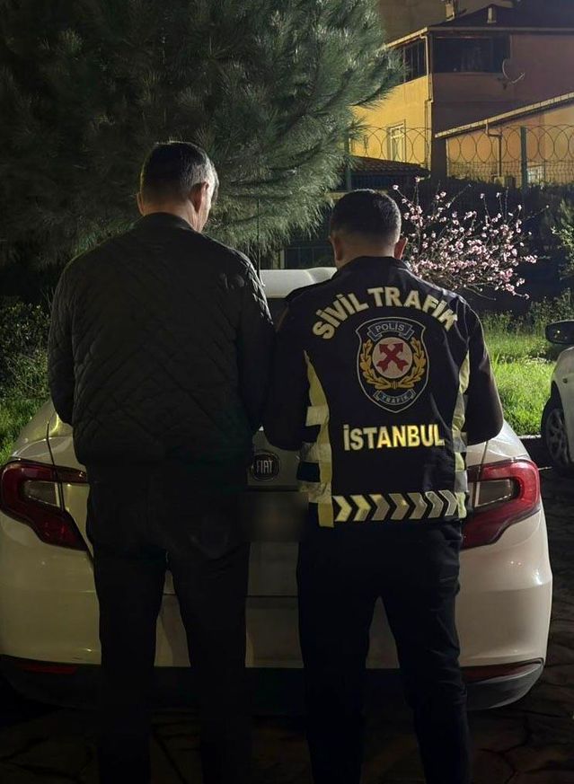 İstanbul'da Ters Yolda Giden Sürücüye 31 Bin TL Ceza Kesildi