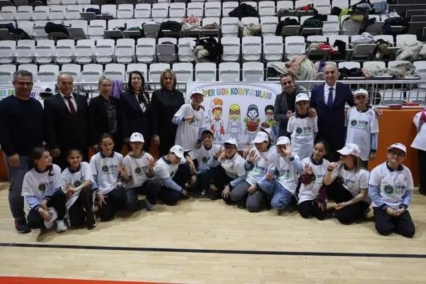 Edirne'de Öğrenciler Sıfır Atık ve Gıda İsrafına Dikkat Çekti