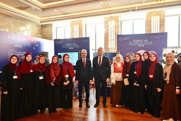 Bakan Uraloğlu, "Külliye'de Ramazan" Etkinlik Alanını Ziyaret Etti