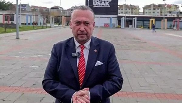 İçişleri Bakanlığı Uşak Belediye Başkanı Özkan Yalım'ı Görevden Aldı
