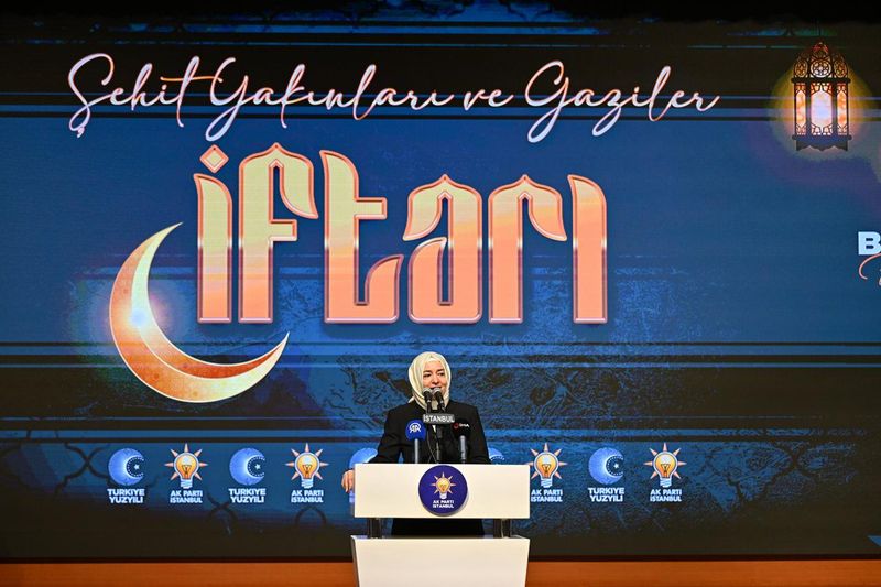 AK Parti İstanbul İl Başkanlığı Şehit Aileleri ve Gazilerle İftar Yemeğinde Bir Araya Geldi