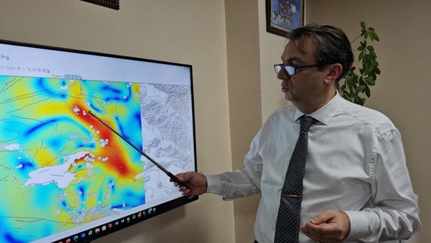 Prof. Dr. Hakan Kutoğlu Van'ın Doğusunda Yönelen Deprem Tehlikesine İşık Tutuyor
