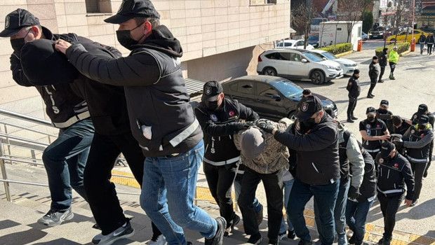 6 İlde Eş Zamanlı Uyuşturucu Operasyonunda 20 Şüpheli Gözaltına Alındı