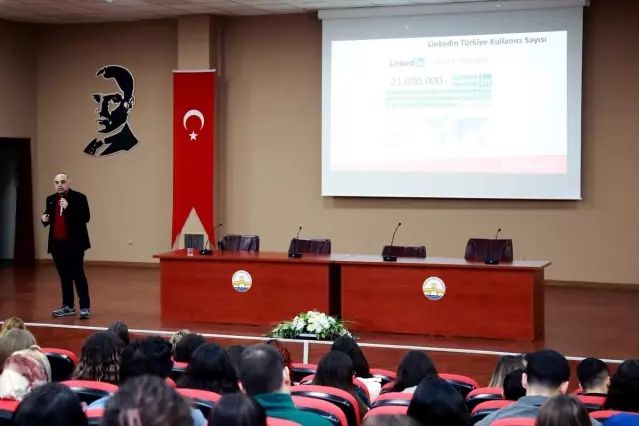 Trakya Üniversitesi'nde Sıfır Atık ve Dijital İtibar Seminerleri Düzenlendi