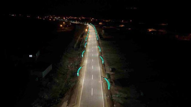 Aydınlar Beldesi Led Aydınlatma ile Gece Görünümünü Yeniledi