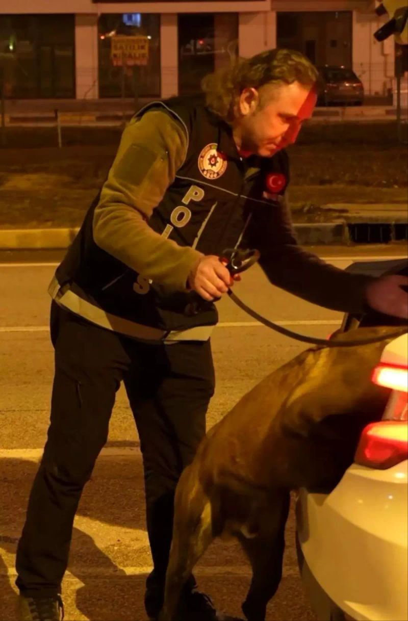 Isparta'da Gerçekleştirilen Denetimlerde 32 Bin 878 Kişi Sorgulandı