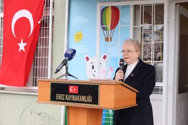 Enez'de Türk Kadınlar Birliği Tarafından Yenilenen Ana Sınıfı Açıldı