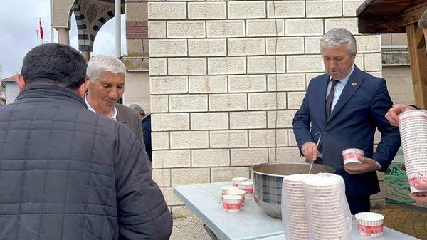 Kastamonu İhsangazi'de Ramazan Bayramı'nda Geleneksel Ekşili Pilav Ikramı