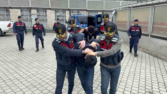 Bafra'da Terör Propagandası Yapan İki İşçi Adliyeye Gönderildi