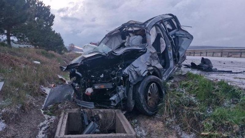 Alaca-Çorum Yolunda Peş Peşe Kazalar: 1 Ölü, 3 Yaralı