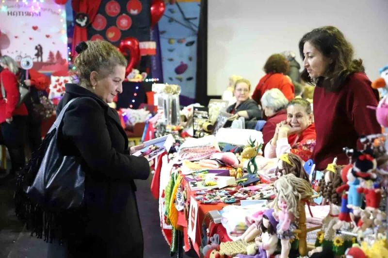 Kartal'da Sevgililer Günü'ne Özel Kadın Emeği Pazarı Kapılarını Açtı
