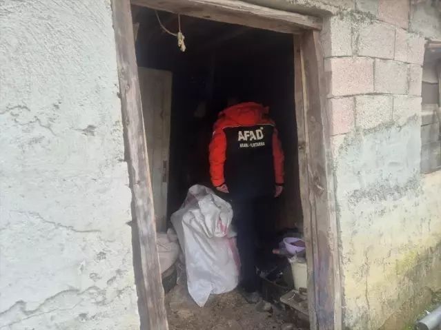 Adana Saimbeyli'de Kayıp 13 Yaşındaki Kız Çocuğu İçin Arama Çalışmaları Sürüyor