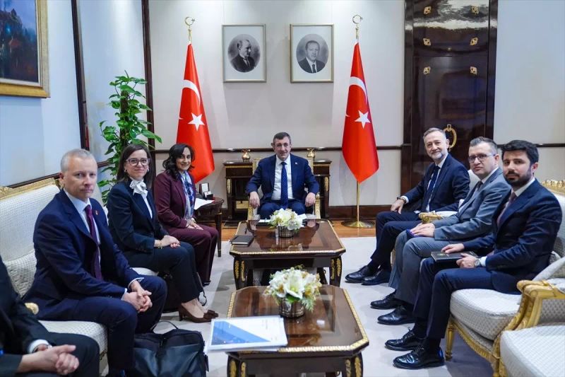 Cevdet Yılmaz: Savaş Gerilimini Önlemek İçin Tüm İmkanlarımızla Çalışıyoruz