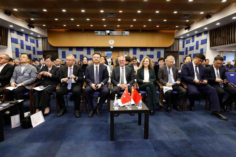 İzmir Ticaret Odası ve Qingdao Arasında Stratejik İş Birliği Anlaşması İmzalandı